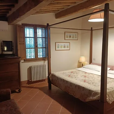 Fattoria Le Pietre Vive Di * Monteaperti (Siena)